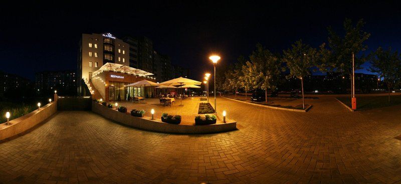 Platinum Hotel Chisinau Bagian luar foto